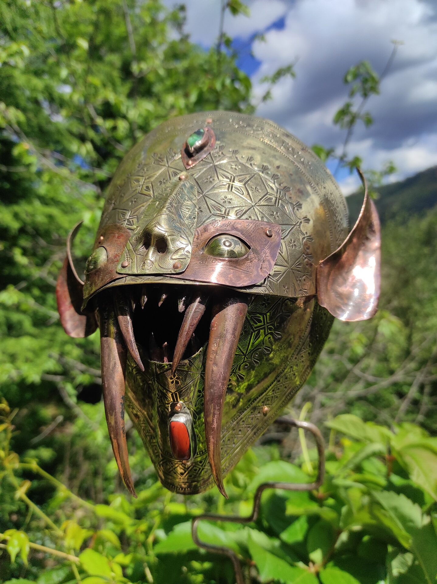 Ritual mask in brass, copper and semi-precious stone — 4