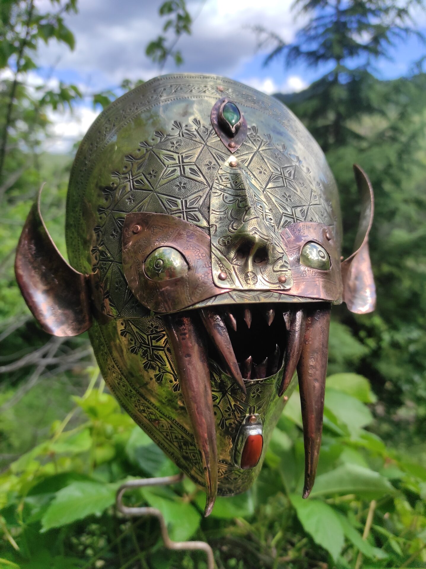 Ritual mask in brass, copper and semi-precious stone — 6